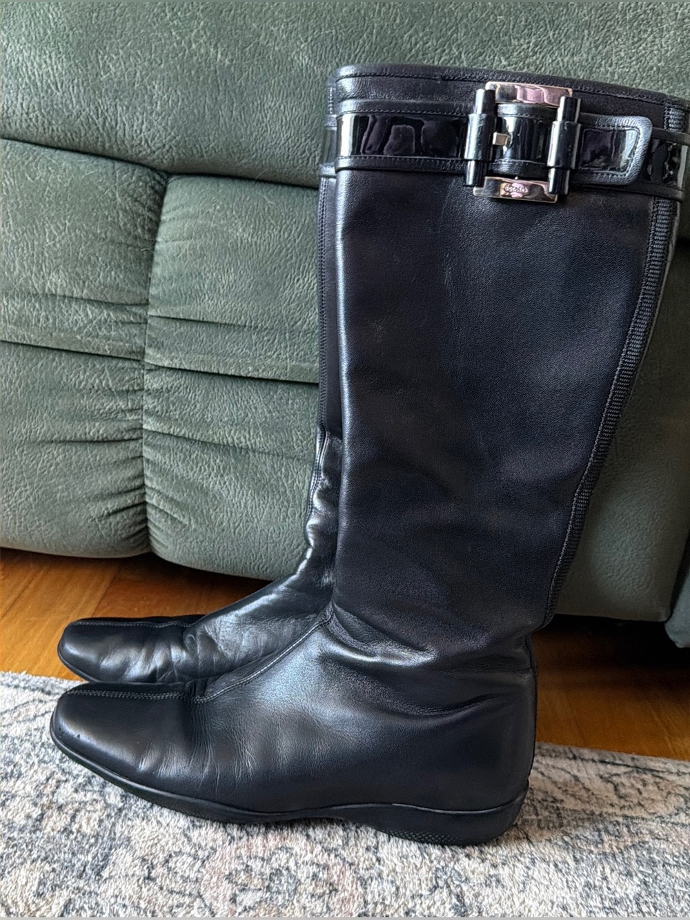 Prada tall boots,37